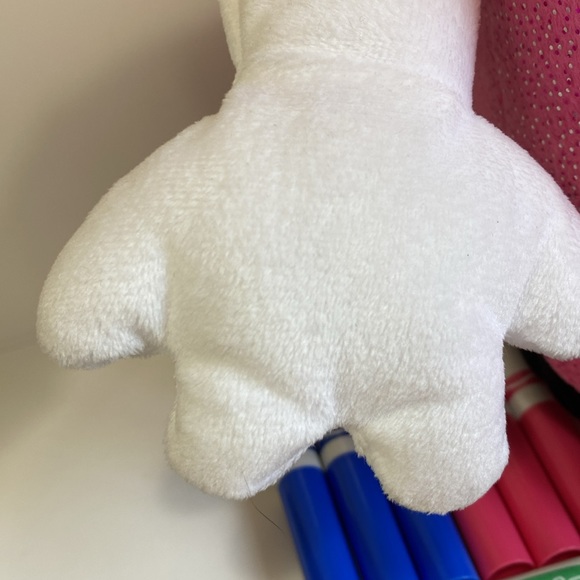 CRAYOLA PLUSH CRAYON WITH CRAYOLA MARKERS - Picture 9 of 17